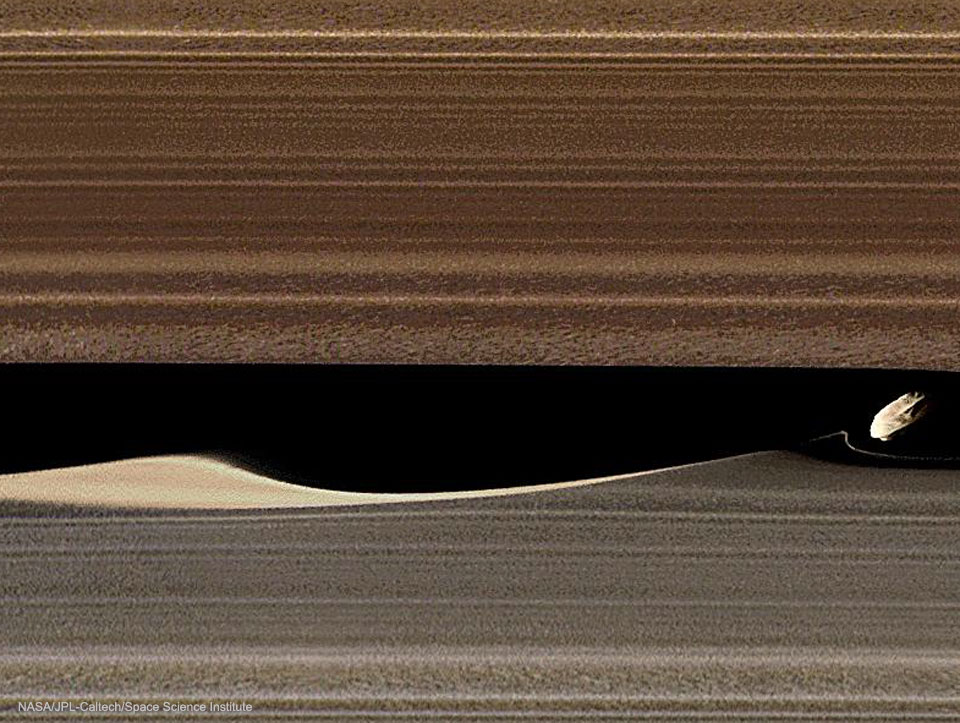 Daphnis and the Rings of Saturn