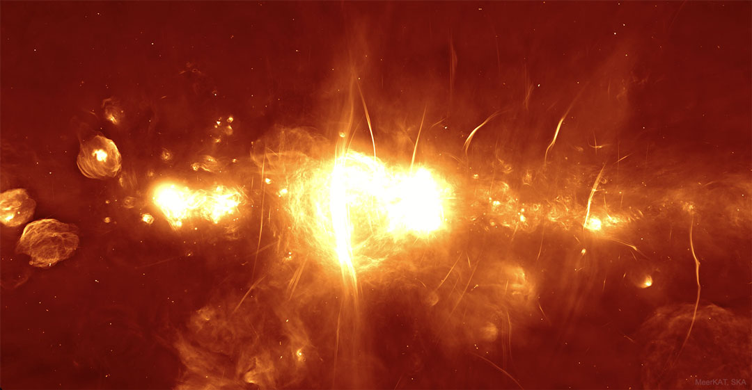 The Galactic Center in Radio from MeerKAT