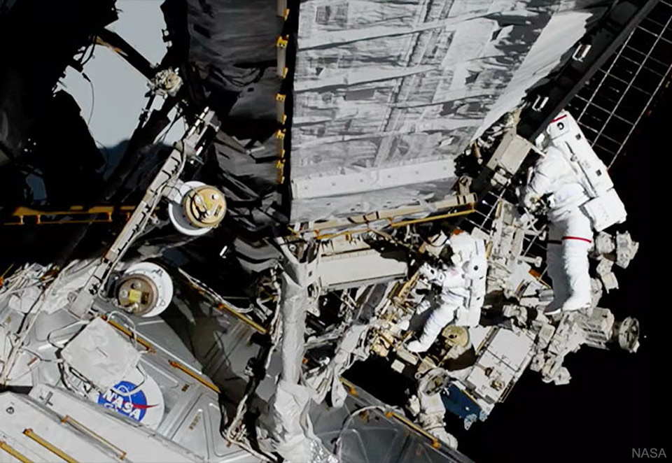 All Female Spacewalk Repairs Space Station