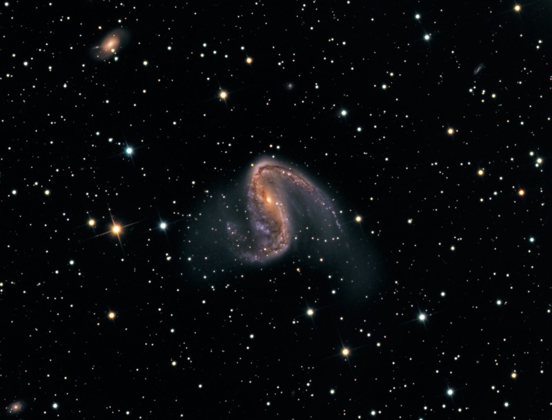 NGC 2442: Galaxy in Volans
