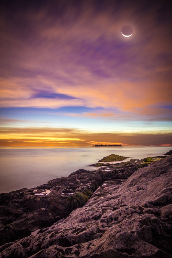 Moon, Venus and Planet Earth