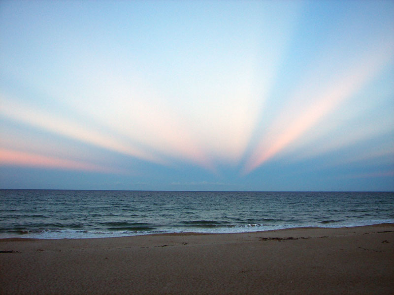 Anticrepuscular Rays Over Florida