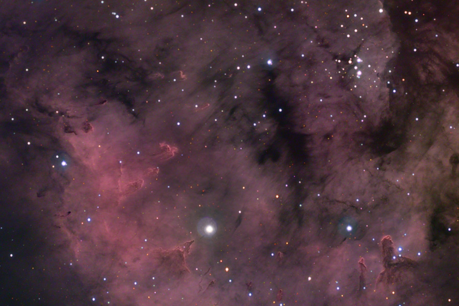 The Star Pillars of Sharpless 171