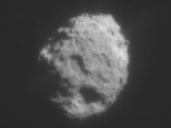 Comet Wild 2's Nucleus from Stardust